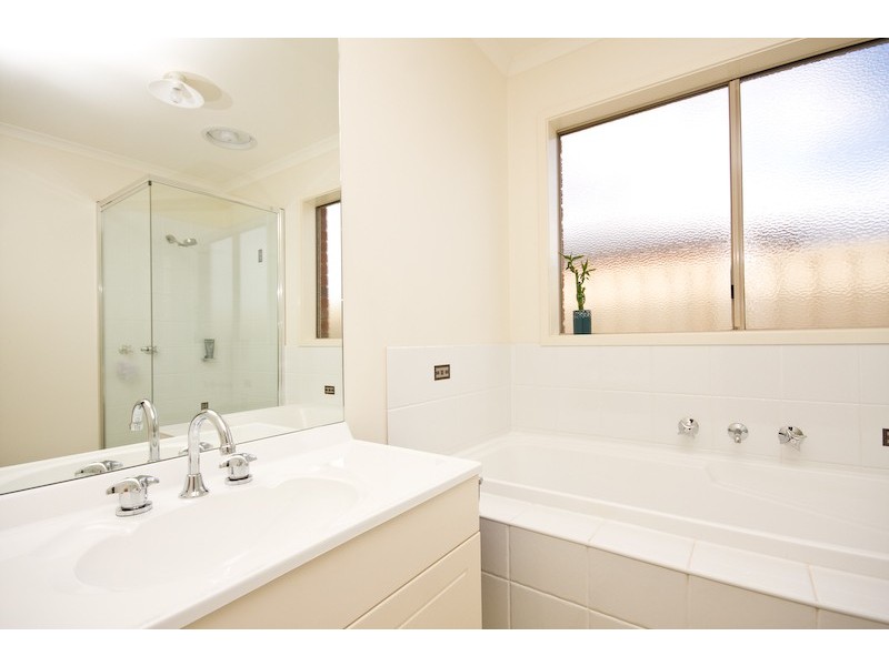 11 Annunziata Court, Mildura VIC 3500