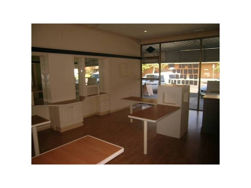 102 Langtree Avenue, Mildura VIC 3500