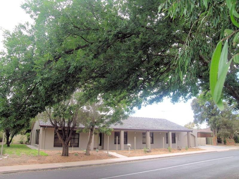 352 Deakin Avenue, Mildura VIC 3500