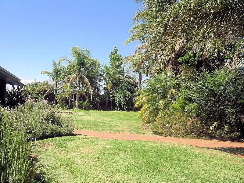 2 Coorong Avenue, Red Cliffs VIC 3496