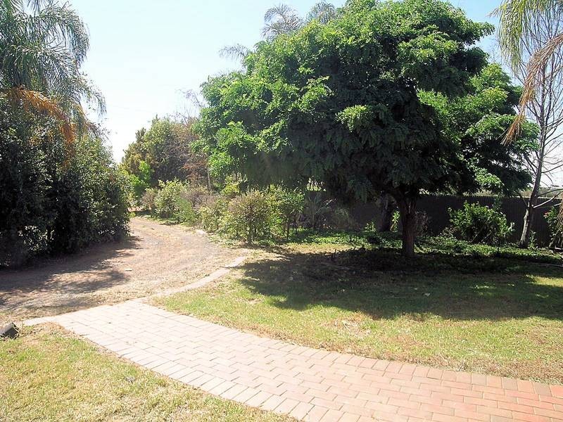 2 Coorong Avenue, Red Cliffs VIC 3496