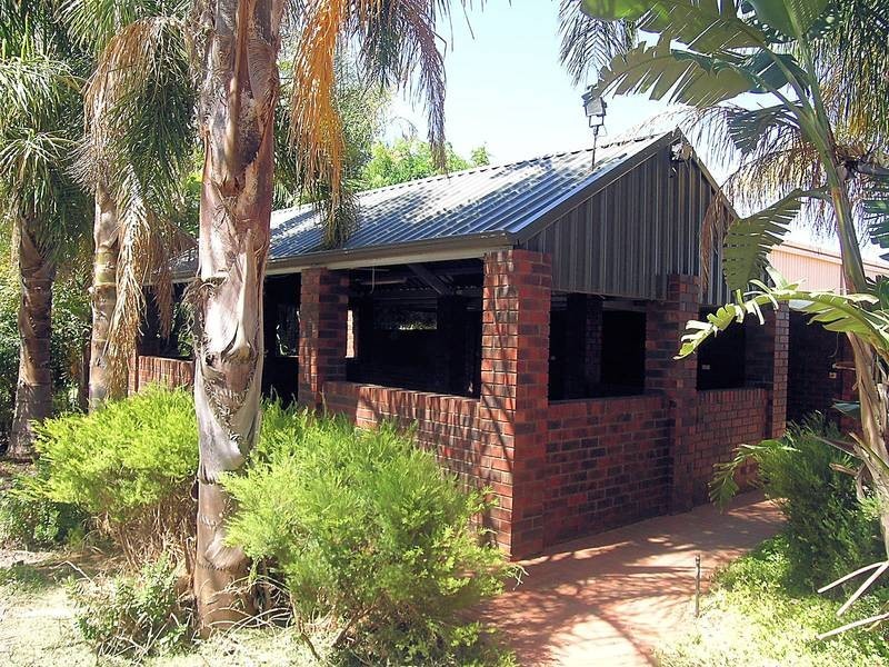 2 Coorong Avenue, Red Cliffs VIC 3496