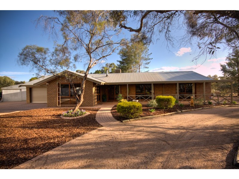 66 Regina Avenue, Cabarita VIC 3505