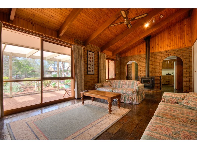 66 Regina Avenue, Cabarita VIC 3505