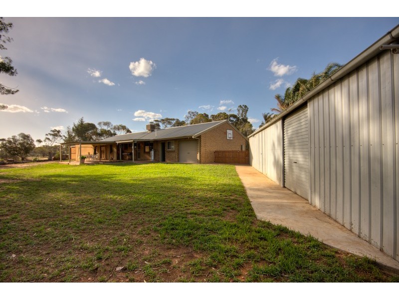 66 Regina Avenue, Cabarita VIC 3505