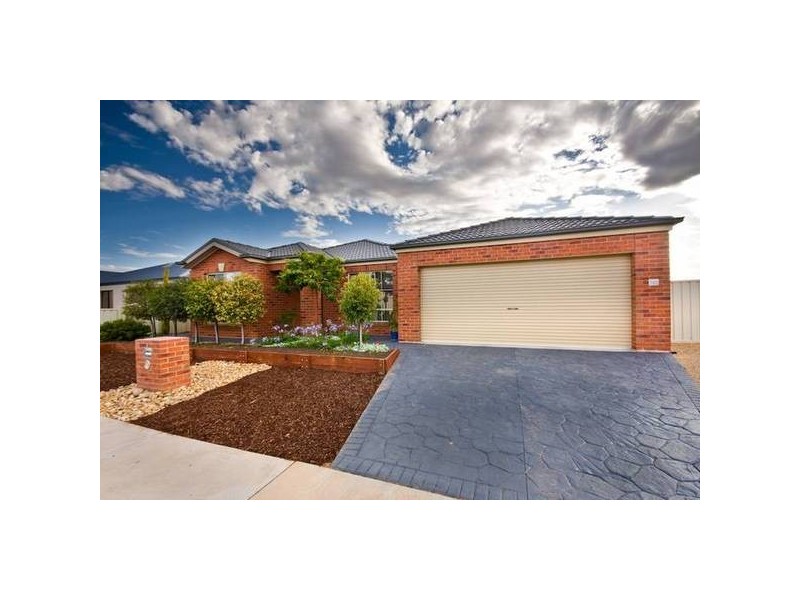 11 Annunziata Court, Mildura VIC 3500