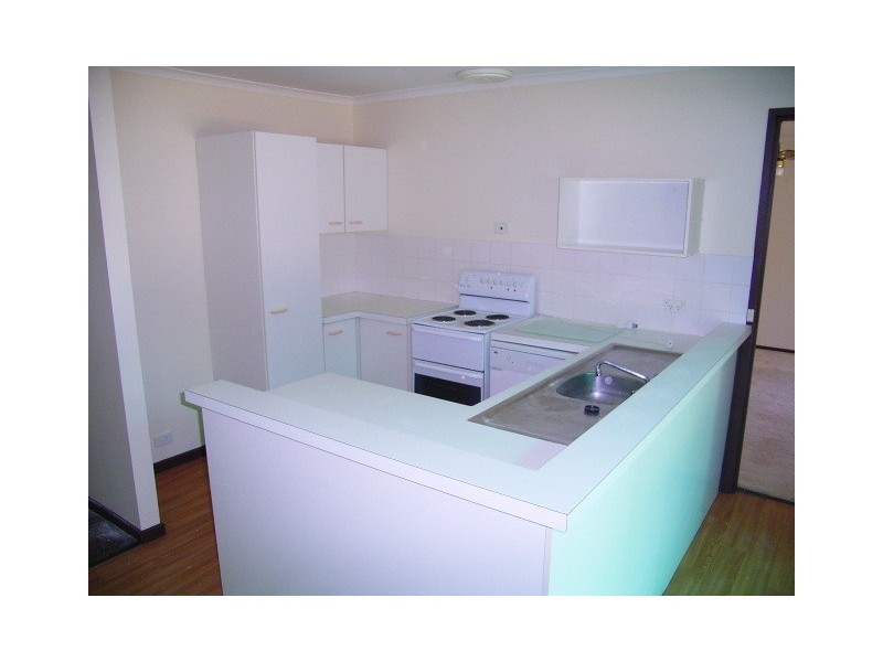 13 Neville Street, Latham ACT 2615