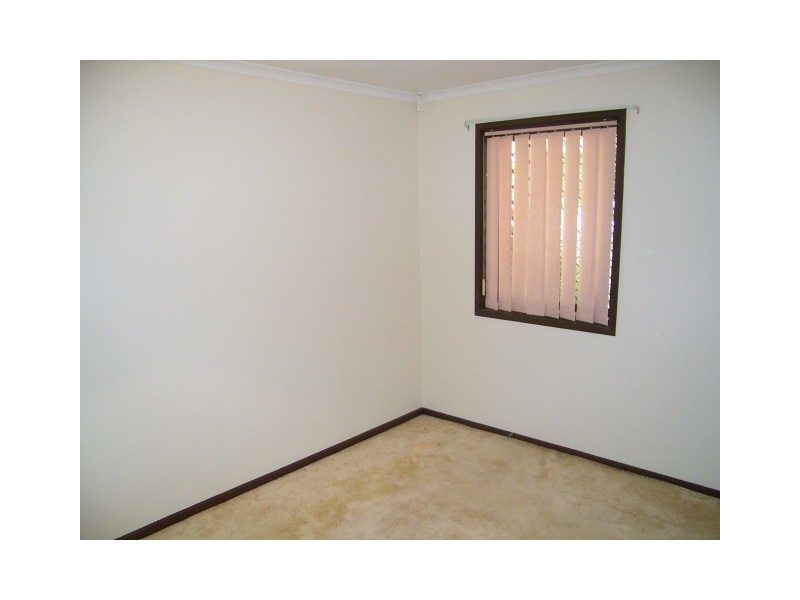 13 Neville Street, Latham ACT 2615