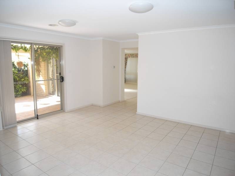 6 Pawsey Circuit, Florey ACT 2615