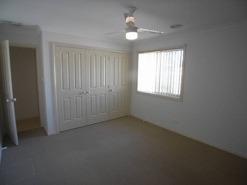 6 Wallaman Street, Harrison ACT 2914