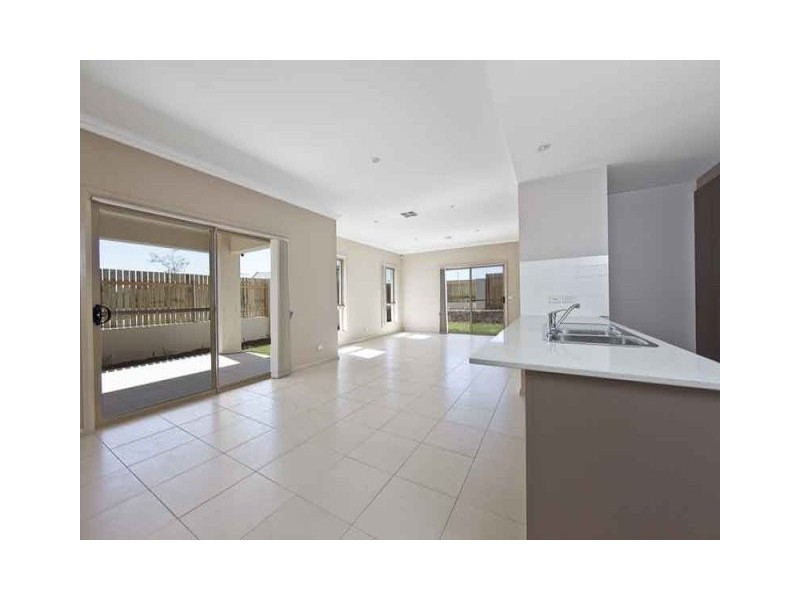 3 Daniels Street, Franklin ACT 2913