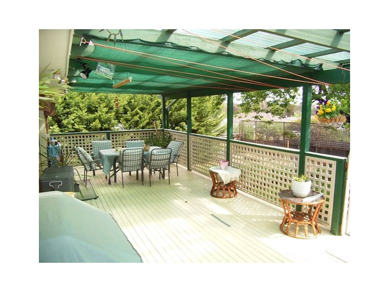 4 Bellingham Crescent, Kambah ACT 2902