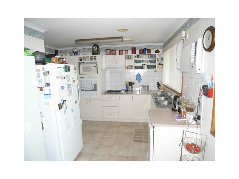 4 Bellingham Crescent, Kambah ACT 2902