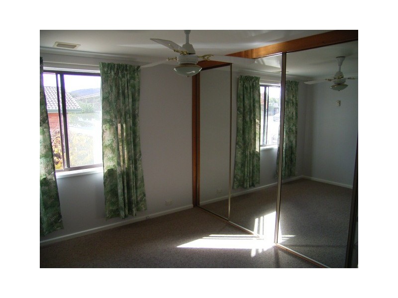 6 Yaldwyn Place, Kambah ACT 2902