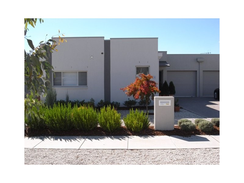 7/31 Tallara Parkway, Narrabundah ACT 2604