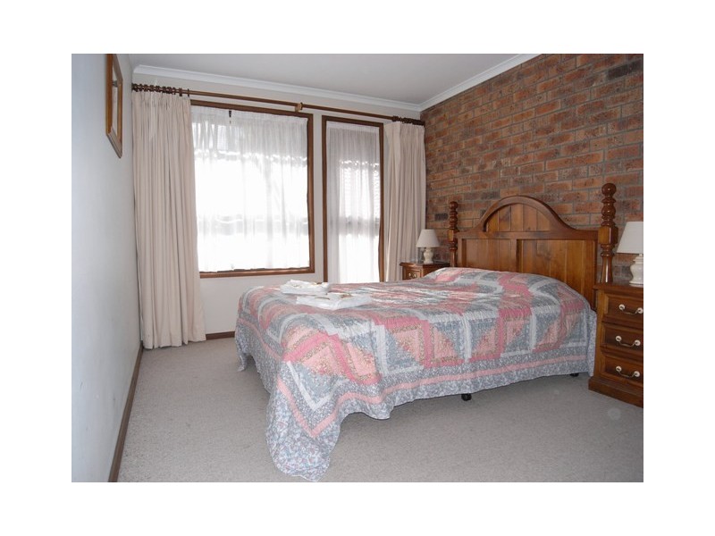 Via Federal Highway, Sutton NSW 2620