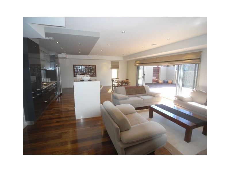 15 Linke Crescent, Bruce ACT 2617