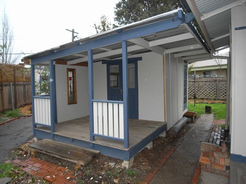 18 Marlee Place, Narrabundah ACT 2604