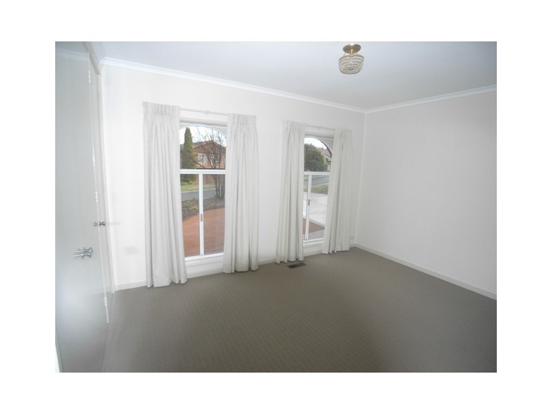 12 Adamson Crescent, Wanniassa ACT 2903