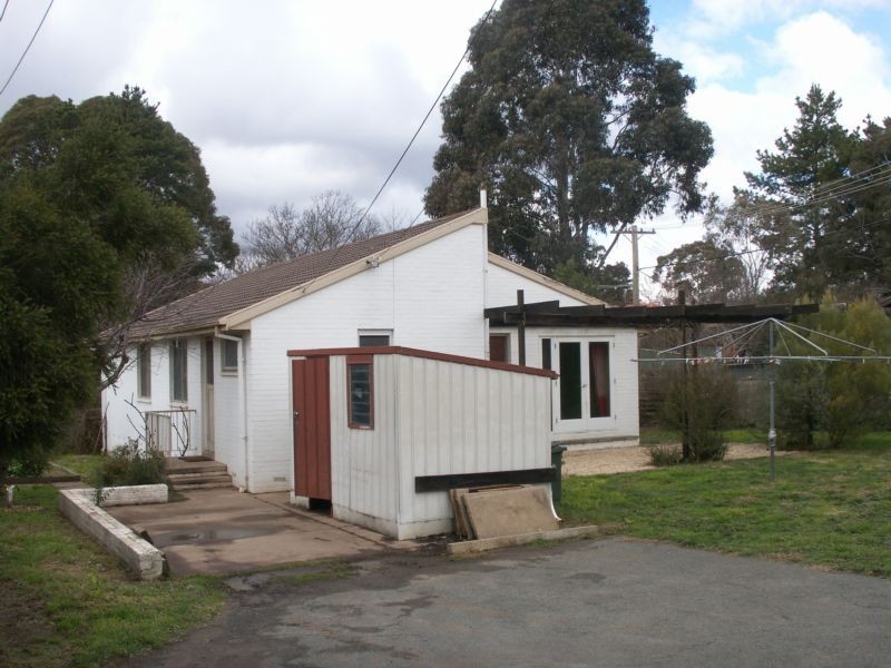 6 Bennie Street, Macgregor ACT 2615