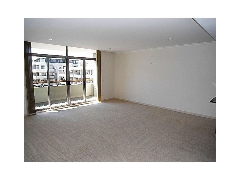 28/12 National Circuit, Barton ACT 2600