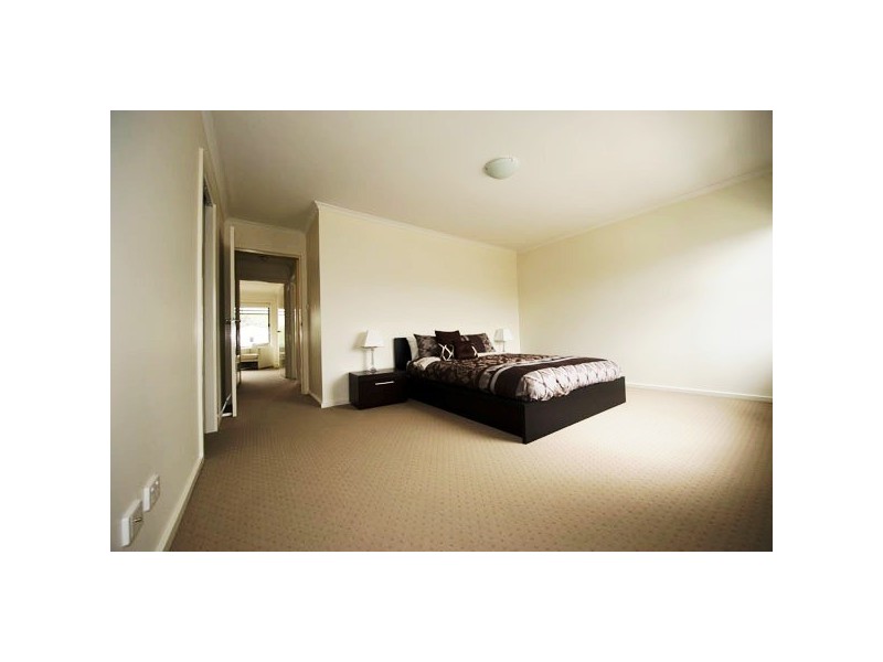 7 Chance Street, Crace ACT 2911