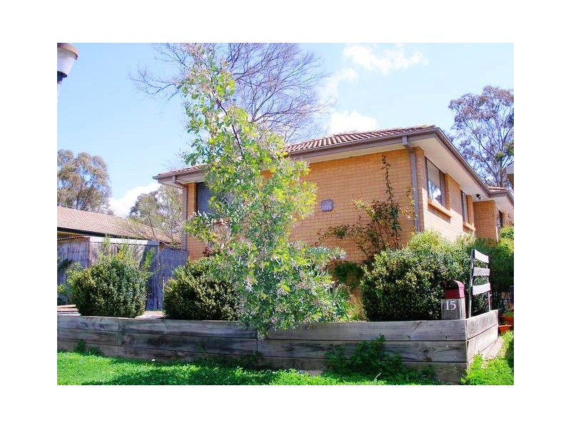 15 Laman Place, Charnwood ACT 2615