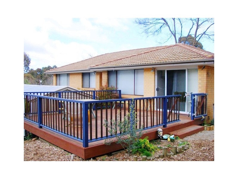 15 Laman Place, Charnwood ACT 2615
