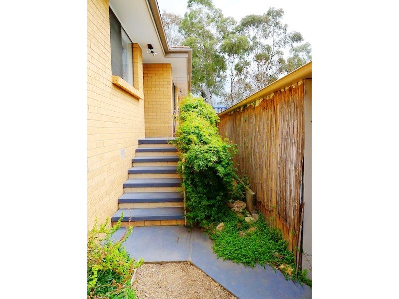 15 Laman Place, Charnwood ACT 2615