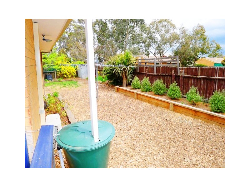15 Laman Place, Charnwood ACT 2615