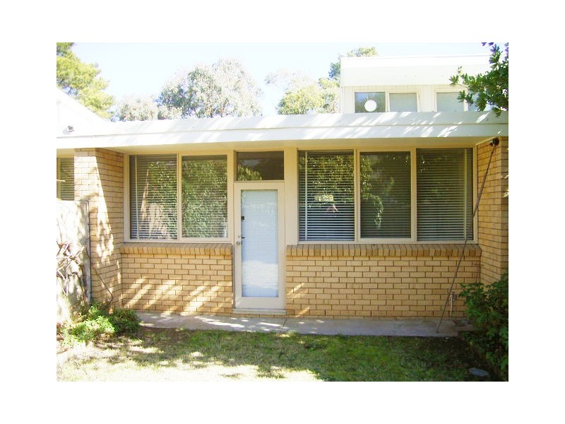 4/2 Edmondson Street, Campbell ACT 2612