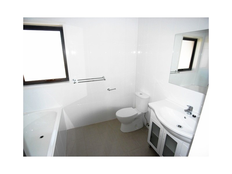 4 Keaney Street, Macgregor ACT 2615