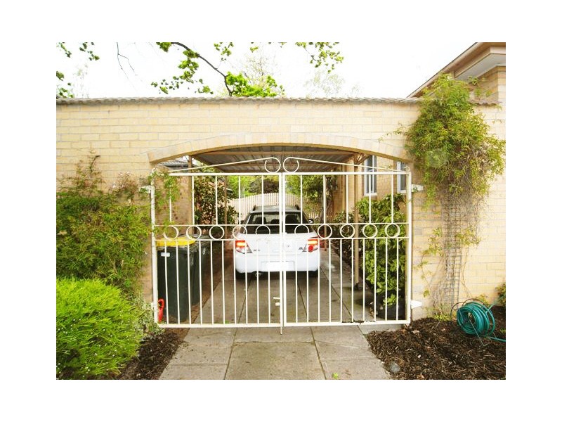 7 Bailey Place, Yarralumla ACT 2600