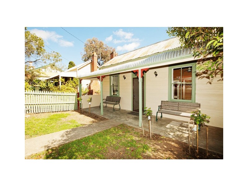 24 Isabella Street, Queanbeyan NSW 2620