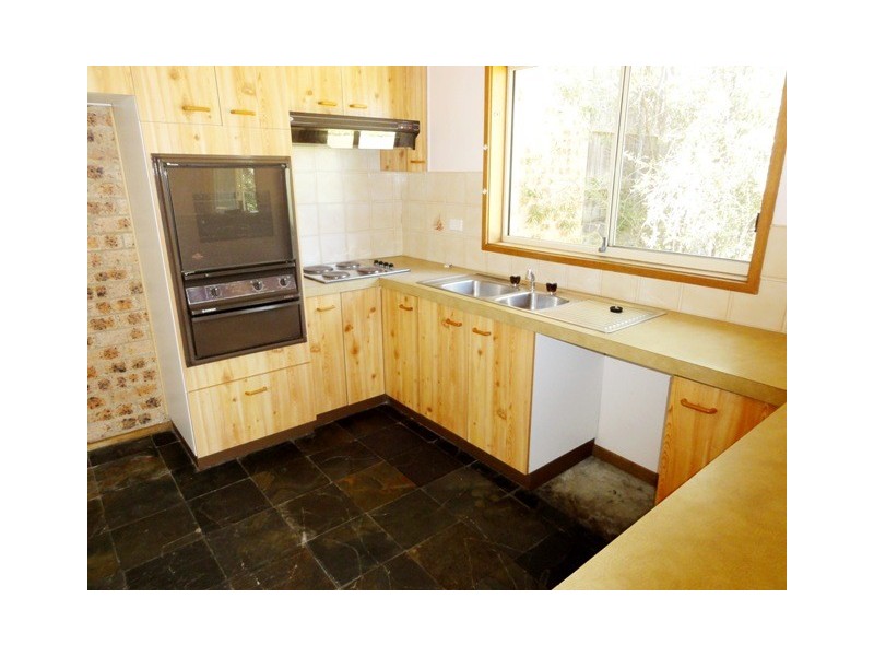 2/28 Ringrose Crescent, Isaacs ACT 2607