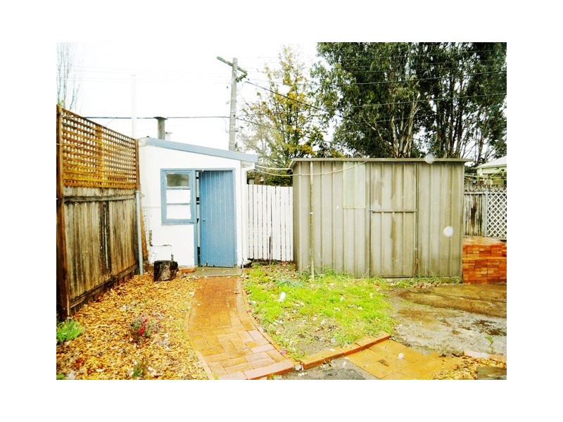 18 Marlee Place, Narrabundah ACT 2604