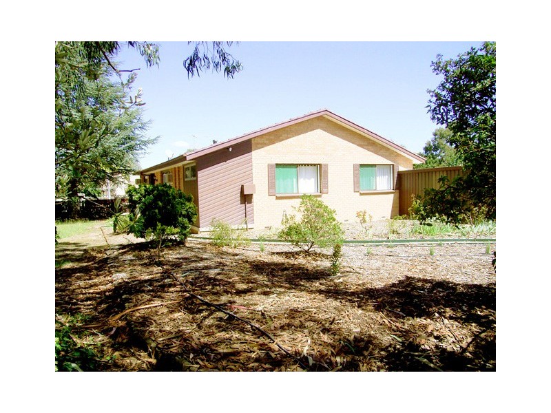 4 Kingham Place, Charnwood ACT 2615