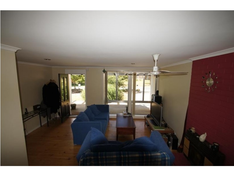 10 Milford Street, Latham ACT 2615