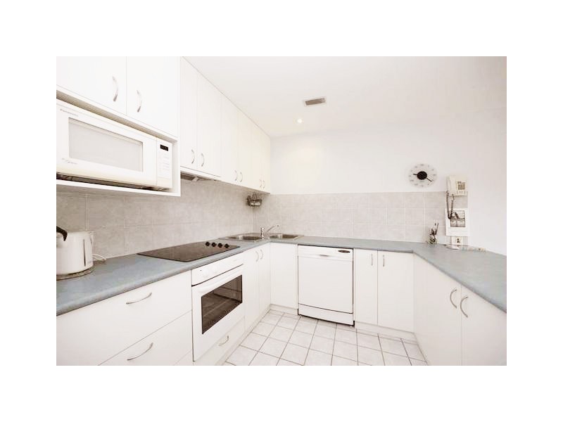 17/26 Macquarie Street, Barton ACT 2600