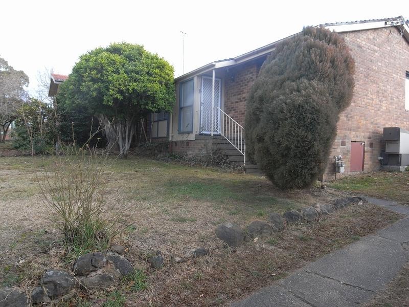 51 Tallara Parkway, Narrabundah ACT 2604
