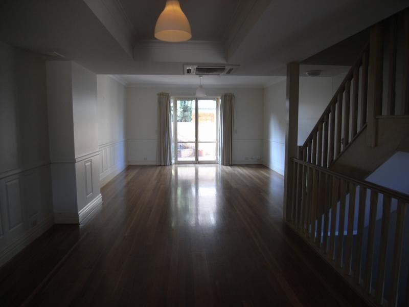 8/3 Ovens Street, Griffith ACT 2603