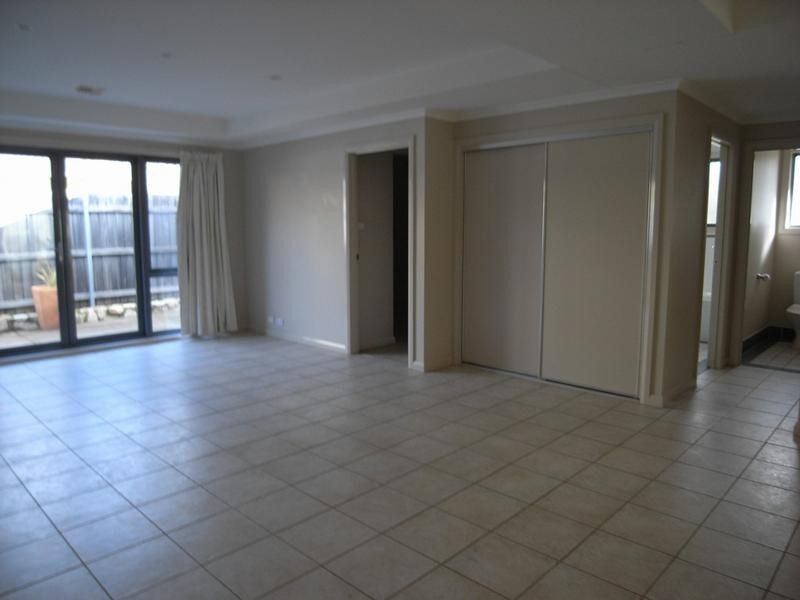 109/50 Ellenborough Street, Lyneham ACT 2602