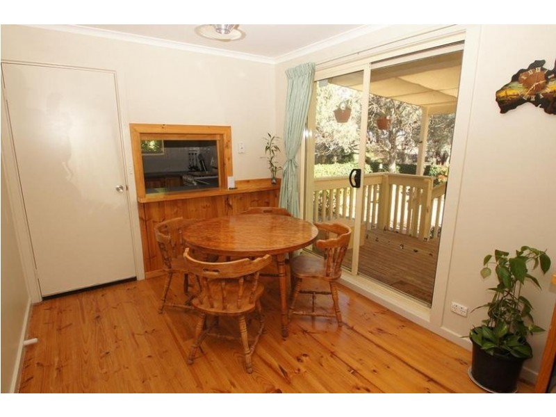 16 Schaffer Place, Charnwood ACT 2615