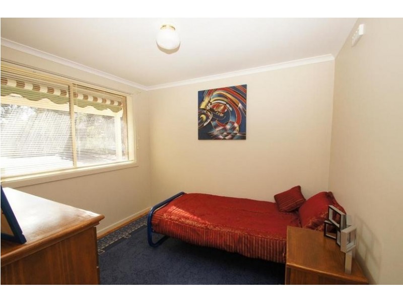 16 Schaffer Place, Charnwood ACT 2615