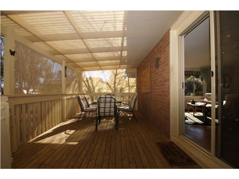 16 Schaffer Place, Charnwood ACT 2615