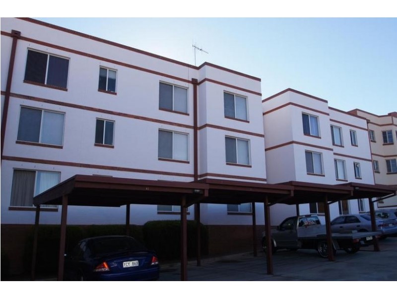 4/71 Port Jackson Circuit, Phillip ACT 2606