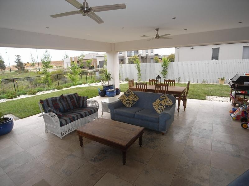 17 Bungle Bungle Crescent, Harrison ACT 2914