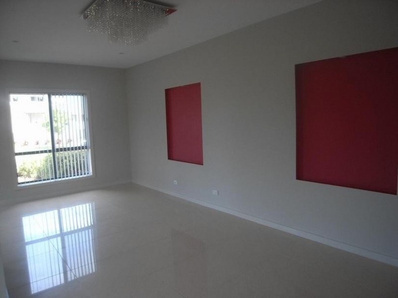 27 Ningaloo Street, Harrison ACT 2914