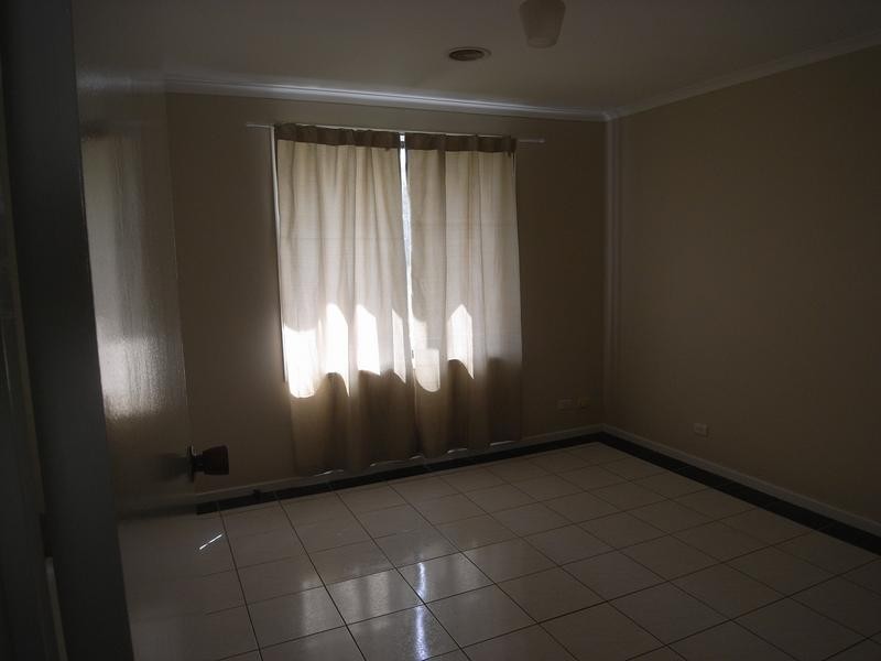 16 Skertchly Place, Florey ACT 2615