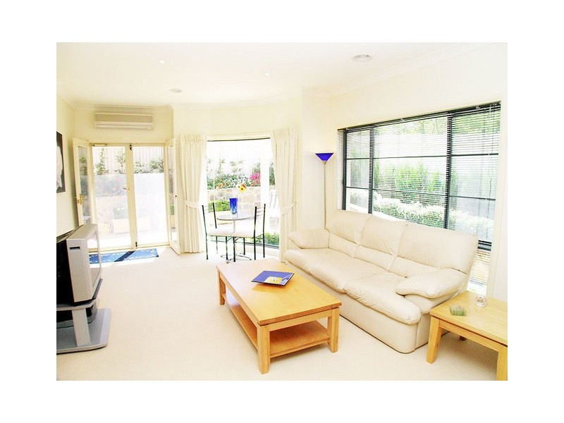 2/52 Clianthus Street, O’connor ACT 2602